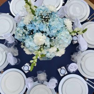 Centerpiece with flowers